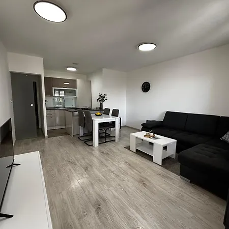 Mb Apartment *
